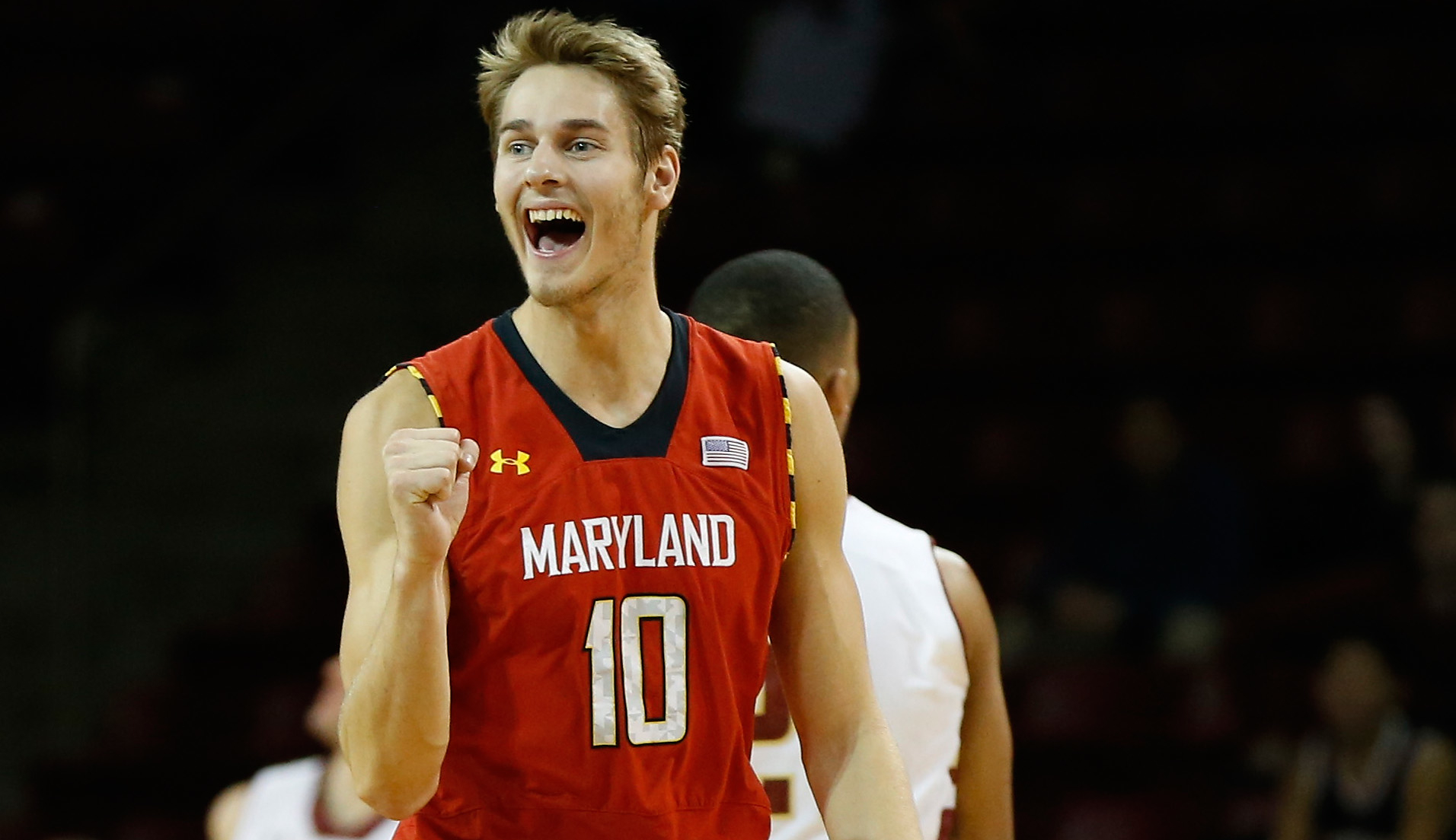 国王轻取灰熊，王哲林惊艳四座